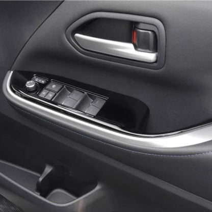 ノア　ヴォクシー　90系　ウィンドウスイッチパネル　ピアノブラック　NOAH VOXY インテリアパネル　一台分　内装品　簡単取付　ドレスアップ　カスタム　ドアスイッチ　カバー　パワーウィンドウ　パネルガーニッシュ｜SOLVIONA