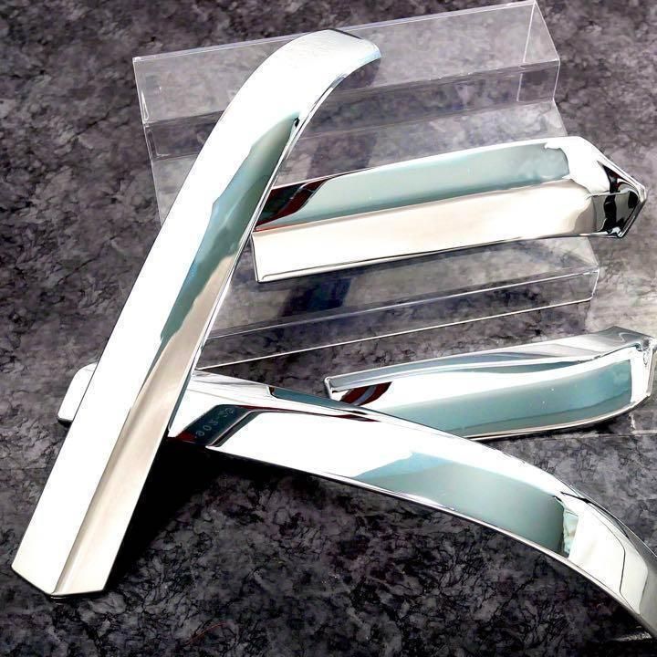 ノア ヴォクシー  サイドミラー アンダーガーニッシュ 90系　ドアミラー　NOAH　VOXY　メッキカバー　ドレスアップ　カスタム　トリムカバー　鏡面　簡単取付　全グレード対応　バックミラー　アウターミラー　全２ピース｜SOLVIONA