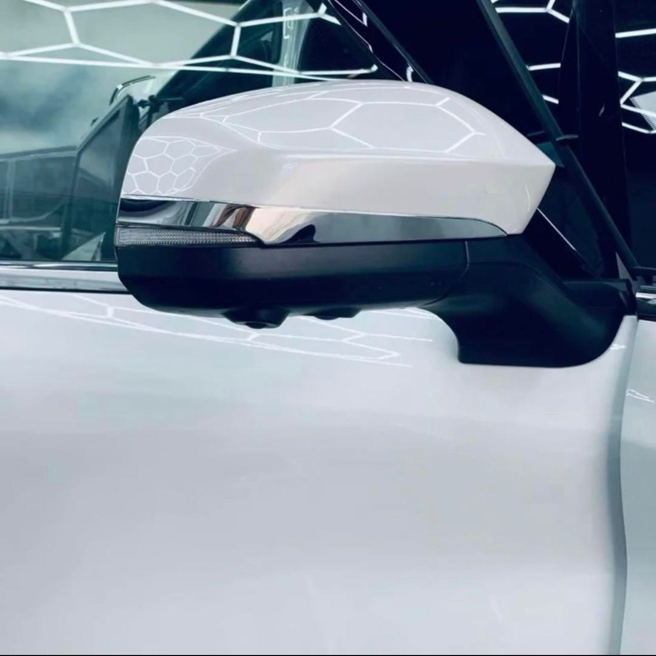 アルファード　ヴェルファイア　40系　ドアミラーガーニッシュ　メッキ　カバー　サイドミラー　簡単取付　ドレスアップ　カスタム　鏡面　エアロ　全グレード共通　ALPHARD VELLFIRE｜SOLVIONA