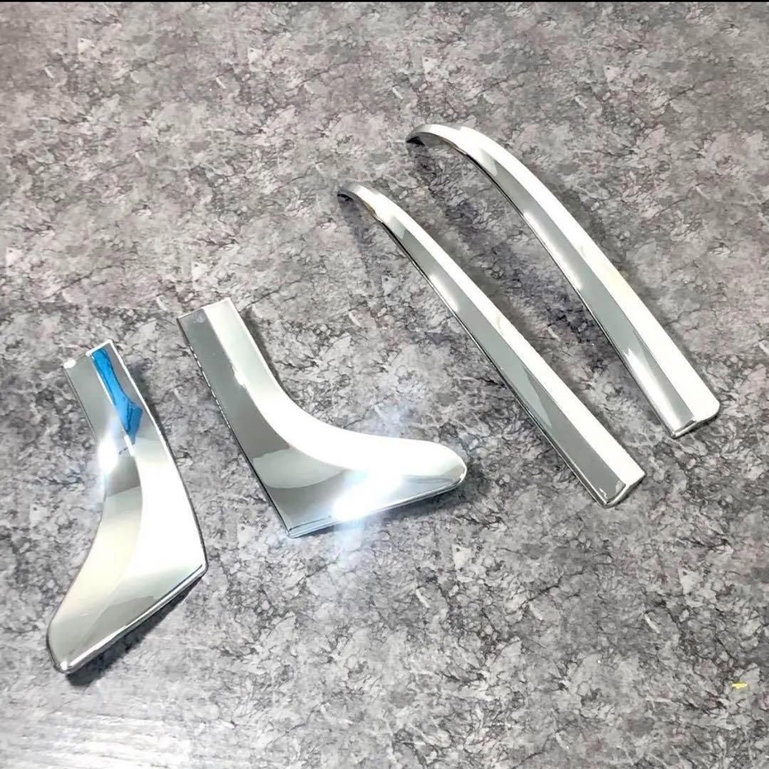 ノア　ヴォクシー　エスクァイア 80系 　ドアミラーガーニッシュ　サイドミラーガーニッシュ　メッキ　ABS樹脂　VOXY NOAH ESQUIRE 　ハイブリッド　外装　パーツ　エアロ　カスタム　ドレスアップ｜SOLVIONA