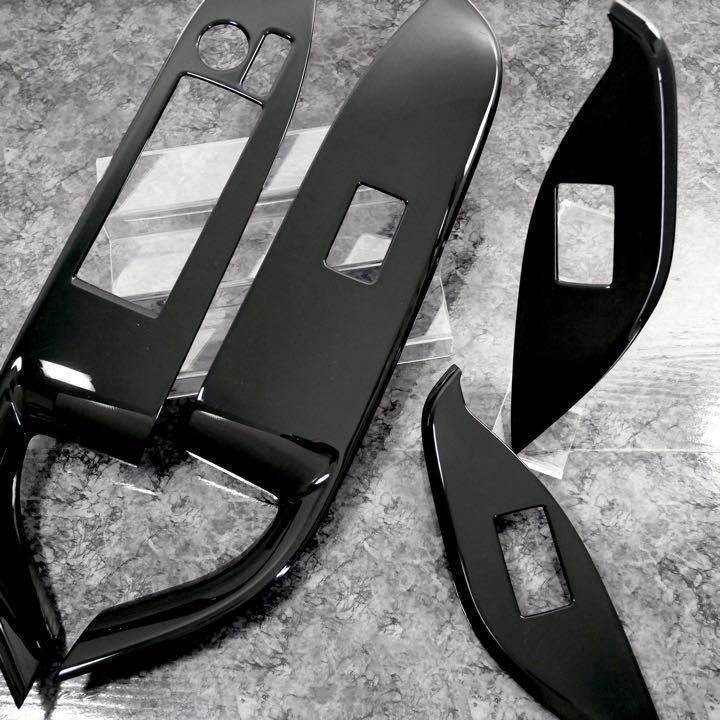 ノア　ヴォクシー　90系　ウィンドウスイッチパネル　ピアノブラック　NOAH VOXY インテリアパネル　一台分　内装品　簡単取付　ドレスアップ　カスタム　ドアスイッチ　カバー　パワーウィンドウ　パネルガーニッシュ｜SOLVIONA