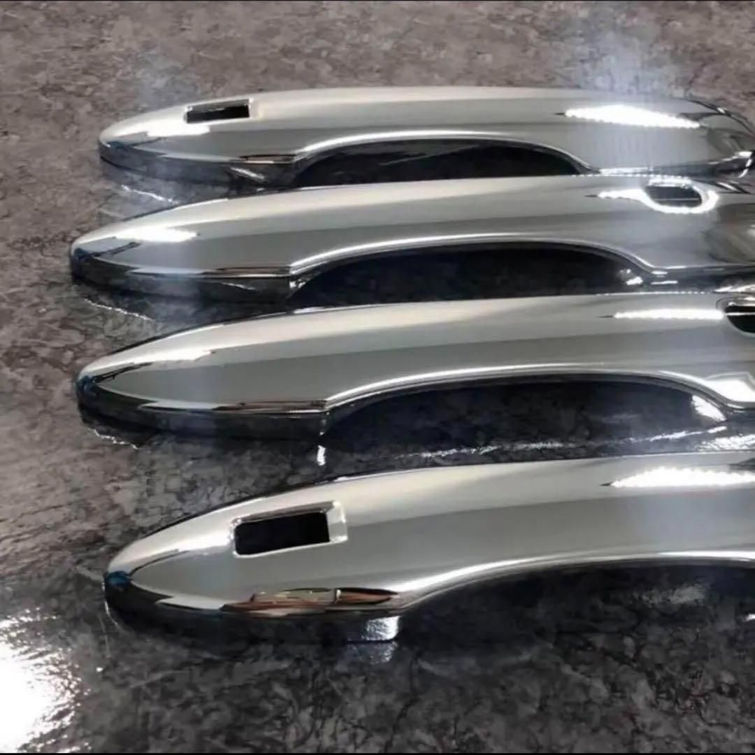 ノア　ヴォクシー　90系　ドアハンドルカバー　NOAH　VOXY　ハンドルガーニッシュ　メッキカバー　ドレスアップ　傷防止　カスタム　トリムカバー　鏡面　簡単取付　全グレード対応　ドアノブ　アウタードア　全４ピース｜SOLVIONA