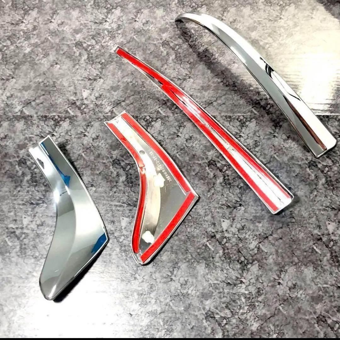 ノア　ヴォクシー　エスクァイア 80系 　ドアミラーガーニッシュ　サイドミラーガーニッシュ　メッキ　ABS樹脂　VOXY NOAH ESQUIRE 　ハイブリッド　外装　パーツ　エアロ　カスタム　ドレスアップ｜SOLVIONA